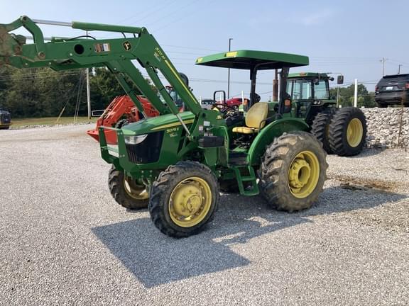 Image of John Deere 5075E Primary image