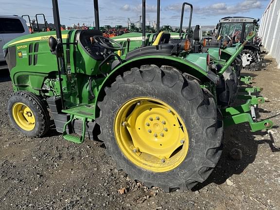 Image of John Deere 5075GN equipment image 2