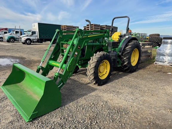 2020 John Deere 5075M Equipment Image0