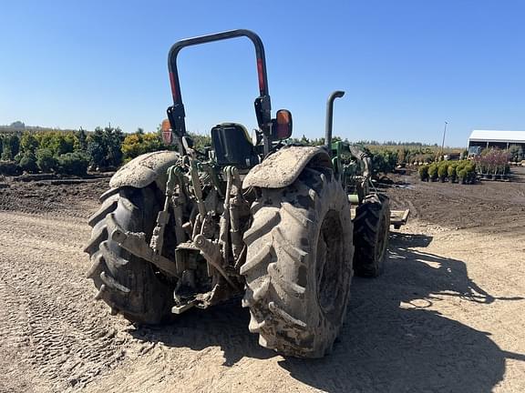 Image of John Deere 5075M equipment image 3