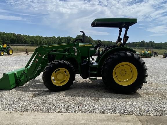 Image of John Deere 5075M Primary image