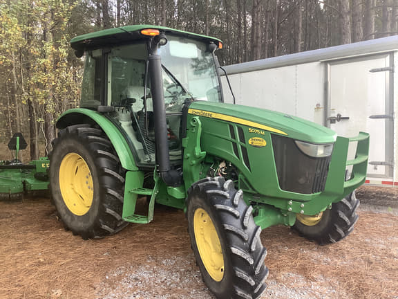 Image of John Deere 5075M Primary image