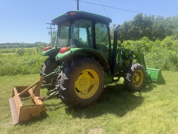 Image of John Deere 5090E equipment image 3