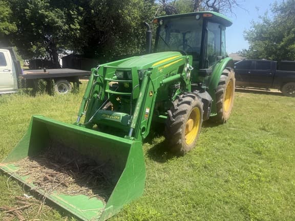 Image of John Deere 5090E Primary image
