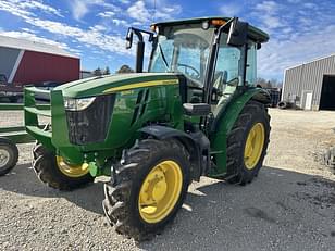 Main image John Deere 5090E 0