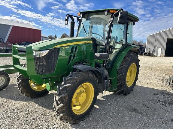 Image of John Deere 5090E Primary image