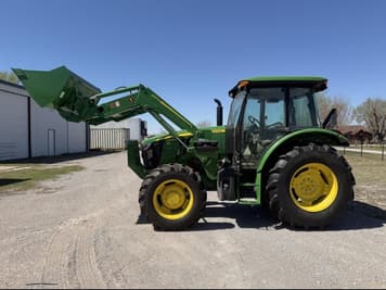 Main image John Deere 5090E