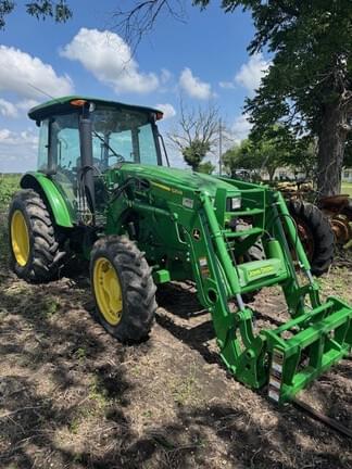 Image of John Deere 5090E equipment image 2