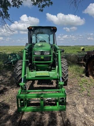 Image of John Deere 5090E equipment image 3