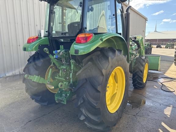 Image of John Deere 5090E equipment image 1