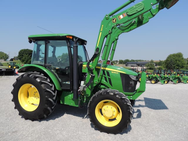 Image of John Deere 5090E equipment image 4
