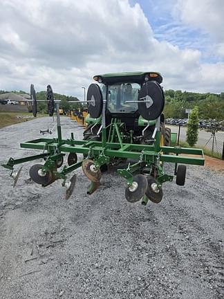 Image of John Deere 5090E equipment image 1