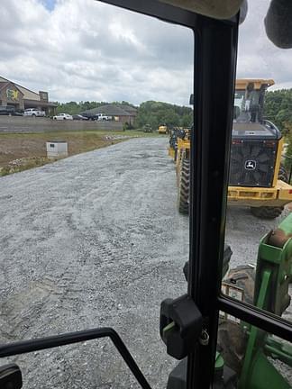 Image of John Deere 5090E equipment image 3