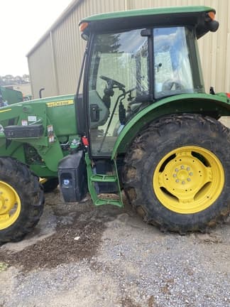 Image of John Deere 5090E equipment image 1