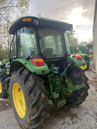 Image of John Deere 5090E equipment image 3