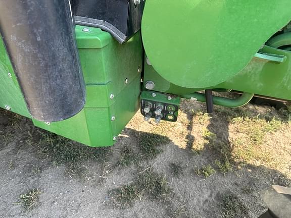 Image of John Deere 5090E equipment image 4