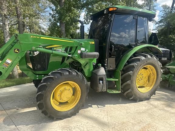 Image of John Deere 5090E equipment image 2