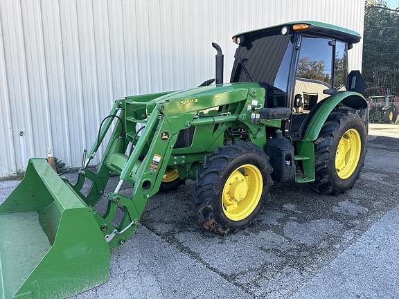 Image of John Deere 5090E equipment image 1