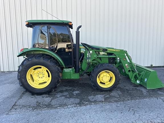 Image of John Deere 5090E equipment image 4