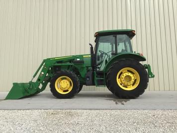 Main image John Deere 5090E