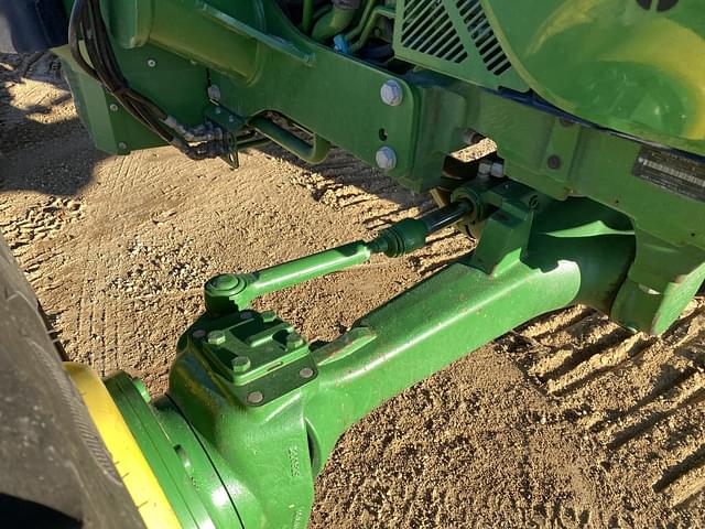 Image of John Deere 5090E equipment image 4