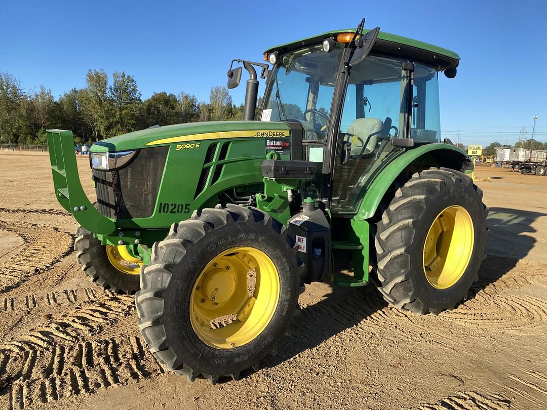 Image of John Deere 5090E Primary image