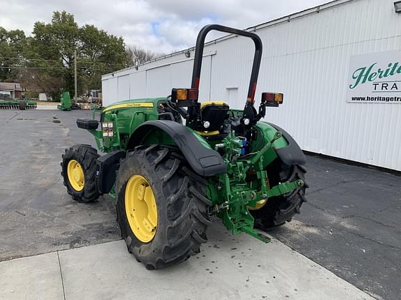 Image of John Deere 5090EL equipment image 2