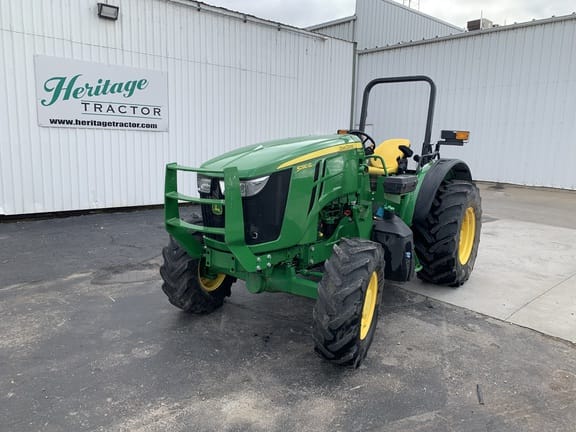 2020 John Deere 5090EL Equipment Image0