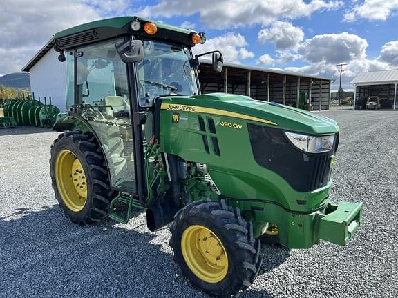 Image of John Deere 5090GV equipment image 3