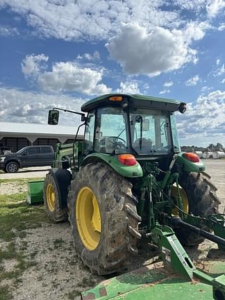 Image of John Deere 5090M equipment image 4