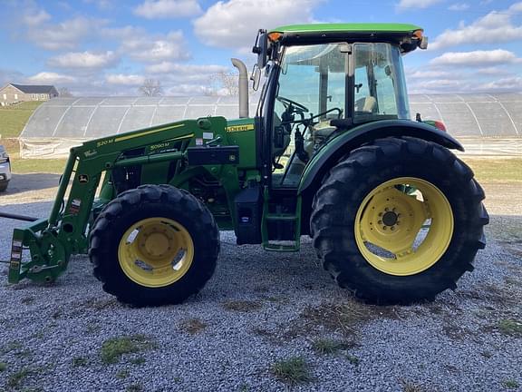 Image of John Deere 5090M equipment image 2