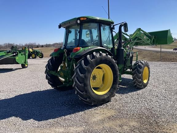 Image of John Deere 5090M equipment image 4