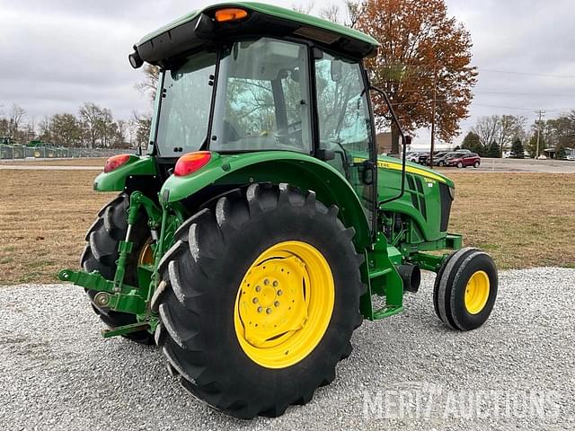 Image of John Deere 5090M equipment image 4