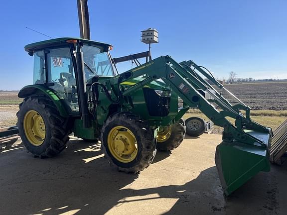 Image of John Deere 5100E equipment image 2