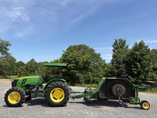 Image of John Deere 5100E equipment image 3