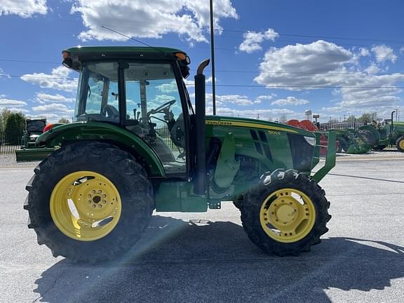 Image of John Deere 5100E equipment image 4