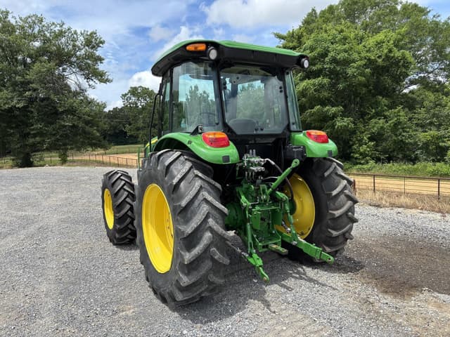 Image of John Deere 5100E equipment image 3