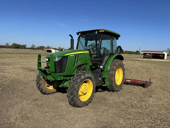 Image of John Deere 5100E equipment image 2