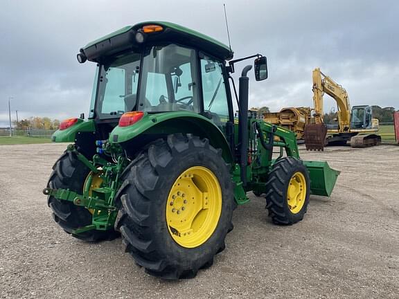 Image of John Deere 5100E equipment image 4