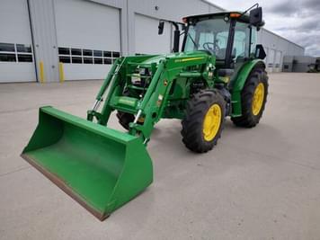 Main image John Deere 5100E