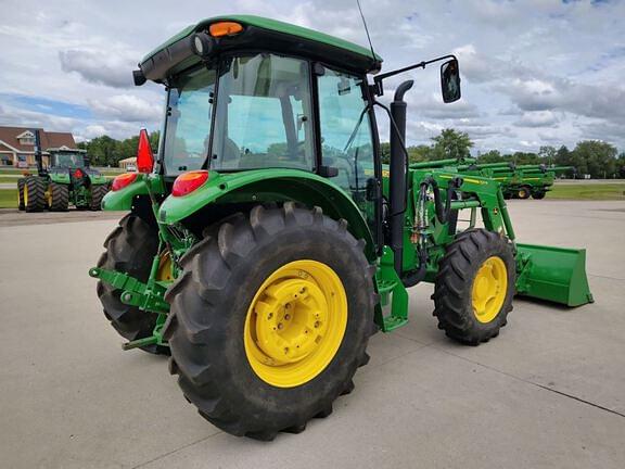 Image of John Deere 5100E equipment image 4