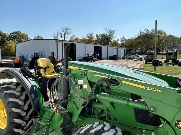 Image of John Deere 5100E equipment image 4