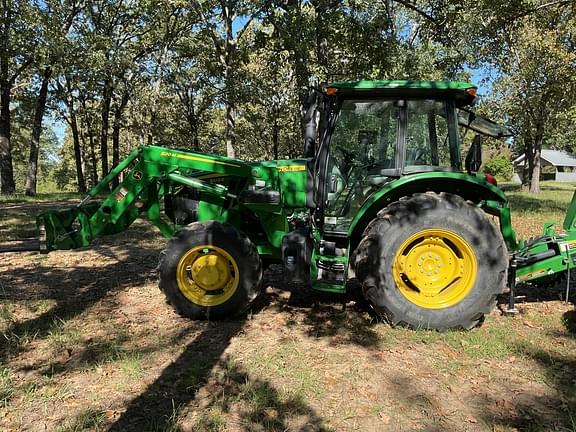 Image of John Deere 5100E equipment image 2