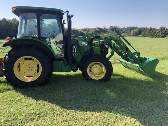 Image of John Deere 5100E equipment image 4