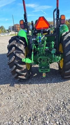 Image of John Deere 5100E equipment image 2