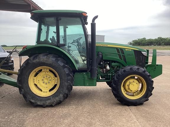 Image of John Deere 5100E equipment image 4
