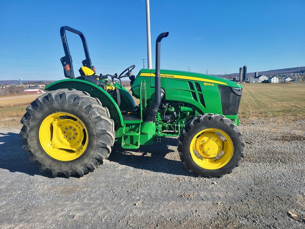 Image of John Deere 5100E Primary image