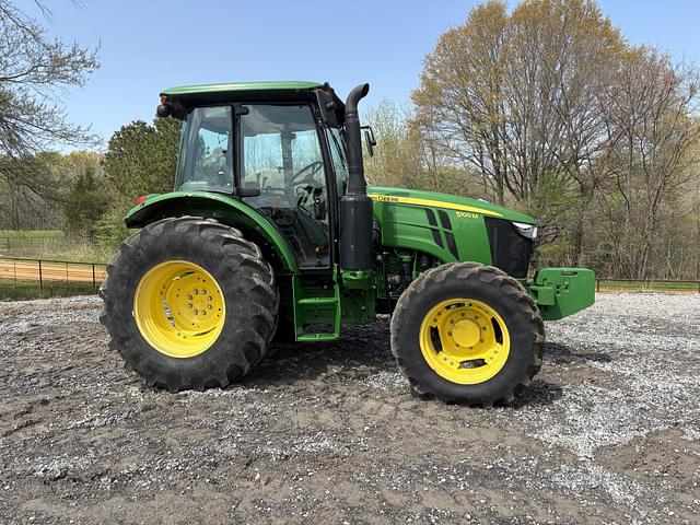 Image of John Deere 5100M equipment image 2
