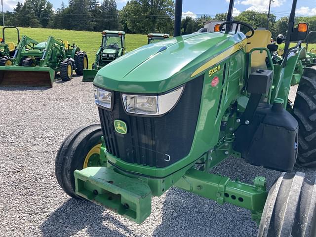 Image of John Deere 5100M equipment image 2