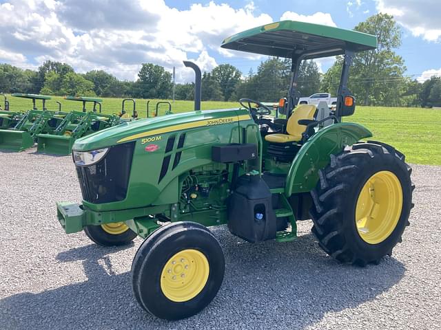 Image of John Deere 5100M equipment image 1